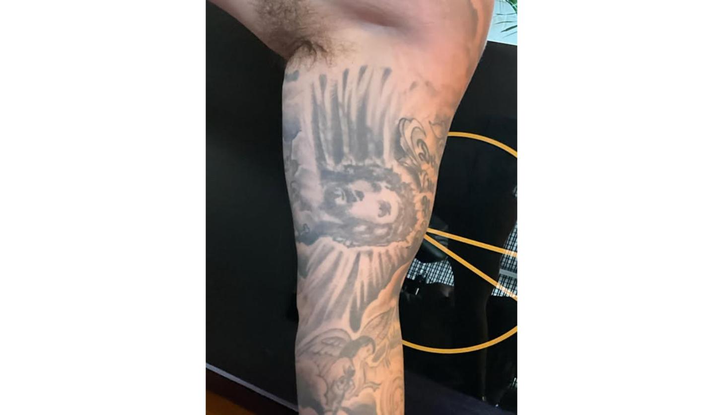 Realism Sleeve